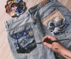 Fashion Grunge, Rock Outfit, Retro Punk, Painted Jeans, Grunge Look, Painted Denim, Painted Clothes