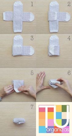 the instructions for how to make an origami glove