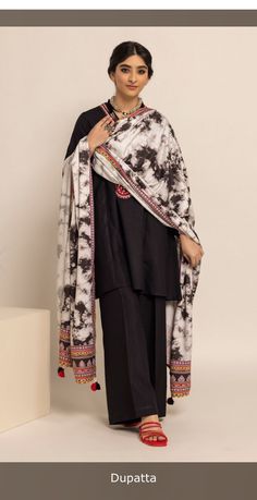 Brand New With Tags Viscose tye n dye style with tussles .Full size dupatta. Fabric:Viscose 100% Color:Black & White ❗️Dupatta Only❗️ ❌No Return No Exchange❌ ➡️Feel free to message us if you need more details. Bohemian Salwar Kameez With Sheer Dupatta For Summer, Bohemian Cotton Sheer Dupatta, Tasseled Dupatta For Eid, Eid Dupatta With Tassels, Black Cotton Dupatta With Bandhani Print, Multicolor Tassels Dupatta For Eid, Bohemian Black Dupatta With Printed Motifs, Traditional Cotton Dupatta With Tassels, Bohemian Black Sets With Printed Motifs