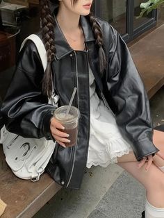 Leather Jacket With Dress, Outfit With Leather Jacket, Nicole Fashion, Kpop Concert Outfit, Blazer And Skirt Set, Oufits Casual, Leather Jacket Outfits, Korean Girl Fashion, Asian Outfits