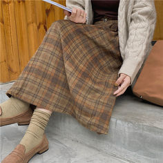 Details: Long plaid skirt with high-waist design Skirt Length: Long Materials:95% Polyester + 5% Spandex Long Plaid Skirt, Academia Clothing, Grunge Skirt, Dark Academia Clothing, Design Skirt, Stylish Skirts, Short Legs, Plaid Skirt, Maxi Skirts