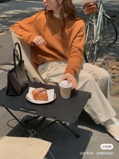 Coffee And Outfit Aesthetic, Orange Sweater Outfit Fall Looks, Orange Turtleneck Outfit, Orange Cardigan Outfit, Orange Ootd, Orange Sweater Outfit, Sweater Outfits Korean, Polo Sweater Outfit, Contrast Outfit