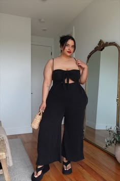 Curvey Summer Outfits 2022, Double Date Outfit Ideas, Summer Outfits For Plus Size Women, Plus Summer Outfits, Black Outfit Plus Size, Plus Size Party Outfit, Summer Plus Size Outfits, Club Outfit Night, Curvy Casual Outfits