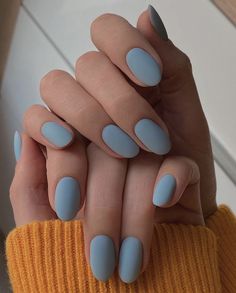 Best Winter Nail Colors, Matte Nail Colors, Winter Nail Colors, Subtle Nails, Nail Colors Winter, Matte Nails Design, Simple Gel Nails, Blue Nail, Winter Nail