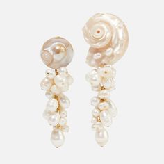 The Anita Berisha Mermaid Earrings were inspired by earths layers, oceans, rocks, and minerals, a tribute to our precious planet. The Mermaid Earrings are meticulously handcrafted using seashells and freshwater pearls, using 24K gold-plated posts. Each Earring set is unique due to the organic nature of the pearls. 24k Gold Mermaid, Mermaid Shell, Stud Earrings Unique, Seashell Earrings, Big Jewelry, Mermaid Earrings, Thread Earrings, Gold Pearl Earrings, Pearl Gemstone