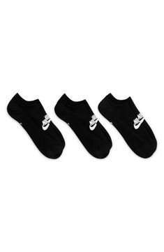 Low-cut styling highlights these socks made with light cushioning for all-day comfort. Pack of three pairs Polyester/spandex Machine wash, tumble dry Imported Comfortable Nike Sports Socks, Nike Sports Socks, Nike Sporty Socks For Sports, Sporty Nike Socks For Sports, Casual Moisture-wicking Running Socks, Casual Sweat-resistant Running Socks, Casual No-show Running Socks, Casual Moisture-wicking Socks For Workout, Casual Moisture-wicking Workout Socks