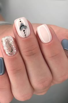 Having pretty nails is the easiest way to make a good first impression. Your manicure is the first thing people notice when… Acrylic Nail Set, Nail Type, Fake Nails With Glue, Colorful Nails, Her Nails, Diy Nail Art, Stick On Nails, False Nail, Manicure E Pedicure