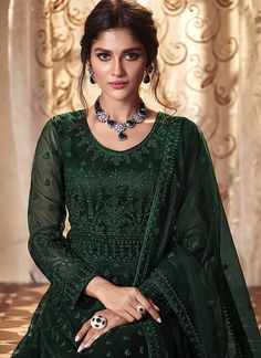 Deep Green Embroidered Flared Anarkali Suit In usa uk canada Shop Latest Indian Clothes Collection Of Deep Green Embroidered Flared Anarkali Suit Online In Australia, Newzeland will make you look classy and stylish on this diwali festival or wedding events with it’s soft net top delicately embroidered with sequence, thread and zari work on kali style anarkali paired with matching satin silk bottom and lining. The beauty part of this ensemble is embroidered border and butti embellished soft net d Embroidery Stones, Wedding Anarkali, Bridal Anarkali, Resham Embroidery, Butterfly Net, Long Anarkali, Bollywood Dress, Party Sarees, Designer Anarkali