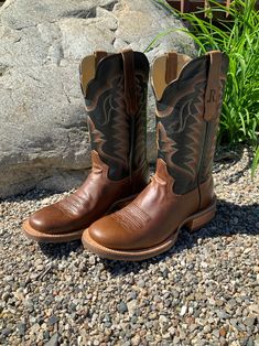 R. Watson Men's Arizona Meil Cowhide Leather Round Toe Western Cowboy – Painted Cowgirl Western Store Cowboy Boot Tattoo, Round Toe Cowboy Boots, Cowboy Boots Men, Best Cowboy Boots, Farm Humor, Rodeo Boots, Western Store, Roper Boots, Mens Cowboy