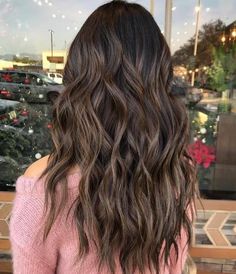 Brunette Ideas, Hairstyles For Thick Wavy Hair, Cool Brunette, Highlight Ideas, Brown Hair Color Ideas, Highlighted Hair, Wavy Hairstyles Medium, Thick Wavy Hair, Brown Hair Inspo