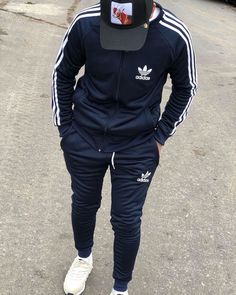 Mens Tracksuit, Men Tracksuit, Outfits Hombre, Track Suit Men, Sports Wear, Classic Shoes, Sport Wear