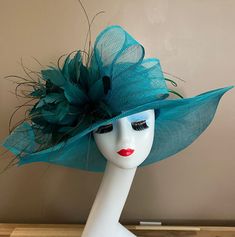 "Wide brim sinamay hat with big bow and feather flower, elegant, light and comfortable to wear. Perfect for weddings, Royal Ascot horse races, cocktails, tea party, derby, or any hat wearing occasion. Warm tips:  ❤️If you are looking for a customized piece, please send me a message and let's create something unique just for you!  ❤️Group discount on 3 or more pieces, please contact me for further information on group discount. ❤️Due to the nature of my items, I do not accept returns, but contact Wide Brim Feather Trim Fascinator For Kentucky Derby, Kentucky Derby Wide Brim Fascinator With Feather Trim, Chic Summer Fascinator With Feathers, Feathered Church Hats For Summer, Royal Ascot Wide Brim Fascinator With Feather Trim, Summer Church Hats With Feathers, Feathered Summer Church Hats, Summer Wedding Top Hat With Feather Trim, Chic Feathered Hat For Races