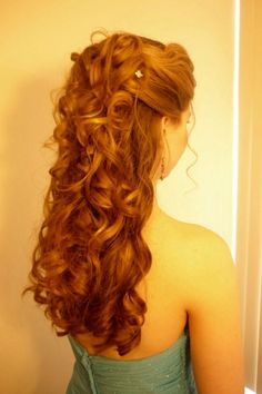 Elegant Curly Hairstyles, Curly Hairstyles For Long Hair, Regency Hair, Dreamy Hair, Prom Hairstyle, Prom Inspo, Prom Hairstyles For Long Hair, Hairstyle Look