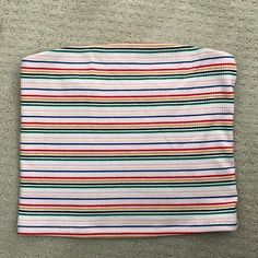 Never Worn! Size Medium Casual Multicolor Strapless Crop Top, Multicolor Strapless Casual Crop Top, Multicolor Stretch Bandeau Top, Casual Multicolor Strapless Tube Top, Trendy Multicolor Bandeau Tube Top, Casual Multicolor Strapless Top, Trendy Multicolor Tube Top, Casual Multicolor Stretch Tube Top, Trendy Multicolor Tube Top For Spring