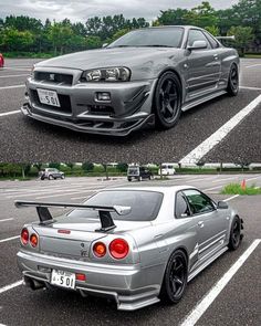 two pictures of a silver sports car parked in a parking lot next to each other