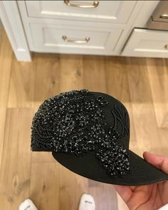 Aesthetic Male Outfits, Custom Made Hats, Dope Jewelry Accessories, Black Men Fashion Casual, Custom Caps, Diy Fashion Clothing