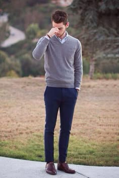 Winter Outfits For Men, Sweater Outfits Men, Mens Fashion Sweaters, Style Inspiration Casual, Mens Fashion Inspiration, Winter Outfits Men, Mens Fashion Casual Outfits