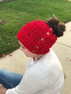 Women's hat / bun beanie hat. Messy Bun Hat with Vintage gold buttons - buttons may vary Stitched in a light airy pattern. Acrylic yarn. Machine wash and dry cool. Crochet in my smoke free home. Visit my shop - https://www.etsy.com/shop/MissEmsCloset Ballet Leg Warmers, Pony Tail Hat, Crochet Diaper Cover, Crochet Leg Warmers, Crochet Skull, Hood Hat, Girls Hat, Bun Beanie, Fox Hat