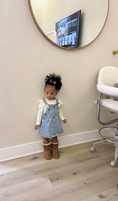 Cute Little Toddler Girl Outfits, Baby Girl Aesthetic Black, Baby Girl Outfits Newborn Black Babies, Cool Baby Girl Outfits, Baby Outfits Black Babies, Toddler Mom Aesthetic, Black Babies Girl, Baby Girl Outfits Black Babies, Black Baby Outfits