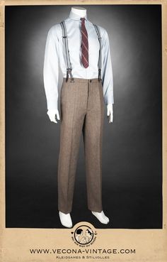 "Prohibition might be over but the jazz age style of the 1920s is present as ever! The high waistband with fishtail back and cinchback are the striking details of these splendid trousers. They feature a buttoned fly, welt pockets and tapered legs. High-quality art déco lining provides comfort and an elegant drape. Six buttons at the outside of the waistband are already in place. You only have to choose your favorite pair of suspenders. Complete these trousers with the matching waistcoat and jack Suspenders Outfit Men, 1920s Outfit Ideas, Outfits 20s, 1920s Outfit, Historical Clothing Patterns, Suspenders Outfit, High Waisted Slacks, 1920s Costume, 1920s Mens Fashion