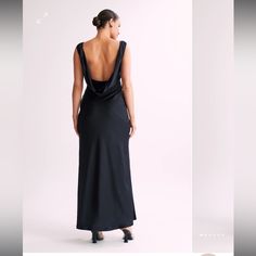 the back of a woman's black dress is shown in two different images, one showing