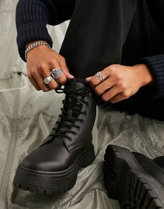 Shoes, Boots & Sneakers by ASOS DESIGN Cart-worthy find Pull tab for easy entry Lace-up fastening Round toe Chunky sole Lugged tread Men Chunky Boots, Lace Up Black Boots, Mens Combat Boots Outfit, Chunky Boots Men, Combat Boots Aesthetic, Black Combat Boots Outfit, Leather Sneakers Outfit, Black Army Boots, Black Shoes Outfit