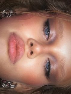 Summer Night Makeup Look, Going Out Makeup Looks Blue Eyes, Makeup 2024, Dope Makeup, Make Up Inspo, Grunge Makeup, Play Dress