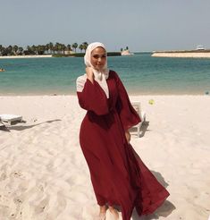 Dubai Vacation Outfits, Hijabi Outfits Summer, Baddie Hijabi, Hijabi Beach, Baddie Hijabi Outfits, Halal Outfits, Classy Hijab, Outfits Muslim