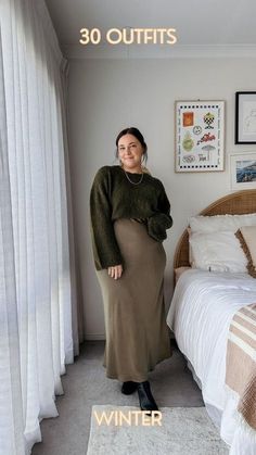 Bump Fashion Fall, Midsize Fall Dress Outfits, Plus Size Maxi Skirt Outfit For Winter, Work Outfit With Skirt, Midsize Outfits Autumn, Size 20 Outfits, Umrah Outfit For Women, Autumn Outfits Midsize, Modest Pregnancy Outfits