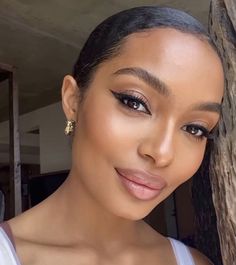 Spring Makeup Ideas, Spring Makeup Looks, Black Bridal Makeup, Dewy Makeup Look, Natural Glam Makeup, Makeup For Black Skin, Bridal Makeup Natural, Brown Skin Makeup, Dewy Makeup