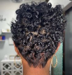 Wave Nuevo, Curly Pixie With Undercut, Gray Haircuts, Pixie With Undercut, Perm Hairstyles, Natural Hair Haircuts, Twa Hairstyles