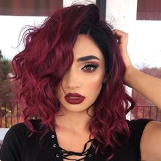 2 Tone Hair Color Ideas For Short Hair, Fashion Color Hair, Celebrity Short Hair, Wine Hair, Ombré Hair, Short Hair Wigs, Pixie Bob, Red Hair Color