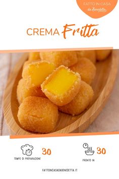 some food is on a wooden plate and there are instructions for how to make creme fritta