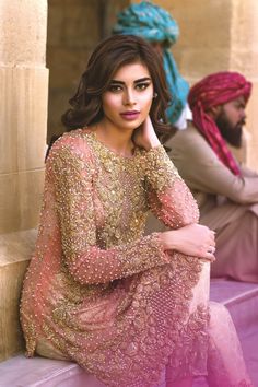 Model @sadafkanwal for #MinaHasan, available at O'nitaa #London Mina Hasan, Walima Dress, Pakistani Formal Dresses, Pakistani Couture, Salwar Kamiz, Desi Clothes, Pakistan Fashion, Party Kleidung, Pakistani Bridal Dresses