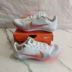 Men's Us 3 Women's 4.5 -Nike Zoom Rival Ah1020-100 "White/Crimson-Hyper Jade" Ships In Original Box. Track And Running Shoes With Spikes. Shoes With Spikes, Pink Track Spikes, Spikes Shoes Track, Mens Nike Shoes, Nike Zoom, Nike Women, Nike Shoes, Running Shoes, Pink White