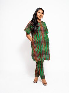 Traditional Green Sets For Work, Elegant Multicolor Matching Set, Elegant Green Short Sleeve Sets, Fitted Matching Set For Workwear, Festive Green Fitted Pant Set, Green Fitted Traditional Pant Set, Fitted Green Cotton Pant Set, Green Fitted Cotton Pant Set, Elegant Multicolor Sets For Workwear