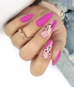 Acrylic Nail Designs Coffin, Minimal Nails Art, Pastel Nails Designs, Minimal Nails, Leopard Nails, Almond Acrylic Nails, Pastel Nails, Elegant Nails, Prom Nails