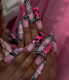 Birthday Nail Set Ideas, Nail Set Ideas, Birthday Nail Set, Birthday Nail Art, Freestyle Nails, Birthday Nail, Acrylic Toe Nails, Halloween Acrylic Nails