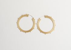 Large Gold Hoops, Gold Statement Hoops, Large Hoop Earrings, Geometric Circle Hoops, Minimal Hoop Ea Modern Brass Hoop Earrings For Everyday, Modern Matte Gold Brass Hoop Earrings, Matte Gold Minimalist Hoop Earrings For Everyday, Minimal Hoop Earrings, Geometric Hoop Earrings, Hoops Gold, Geometric Circle, Earrings Geometric, Large Hoop Earrings