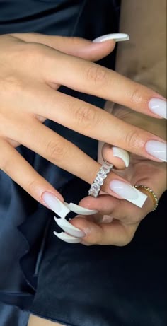 White Nails With French, White Square Acrylic Nails, Nails Inspiration Square, Nail Inspo Baddie, French Nails Long, Square Nails Long, French Nails White, Nails For Baddies, Long White Nails