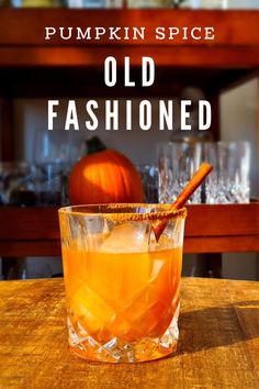 Indulge in the cozy flavors of fall with our Pumpkin Spice Old Fashioned recipe. 🍂🎃 Easy to make at home, savor the perfect blend of bourbon and warming spices in this autumn-inspired cocktail. Cheers to pumpkin season! 🥃🍁 #PumpkinSpiceOldFashioned #FallCocktails #PumpkinSeason #AutumnDrinks #pumpkinspice #BourbonRecipes Spiced Old Fashioned, Whiskey Cocktails Easy, Old Fashioned Recipe, Cocktail Recipes Whiskey