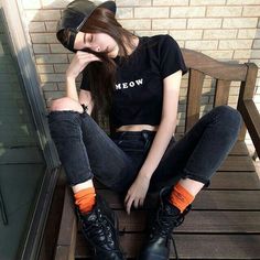 pinterest: @ itsirizduhh † Winter Hipster, Styl Grunge, Alissa Salls, Look Grunge, Pandora Armband, Mode Hipster, Goth Outfit, Mode Punk, Mode Grunge