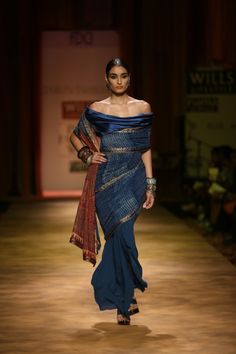 Salwar Dress, Modern Saree, Indian Fashion Saree, Illustration Portfolio, Traditional Indian Outfits, Tarun Tahiliani, India Fashion