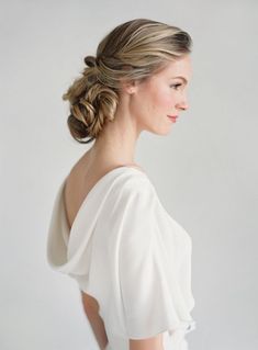 love the hair! Winifred Bean Audrey Wedding Dress via oncewed.com Second Wedding Dress Over 40, Wedding Dress Over 40, Second Wedding Dress, Second Wedding Dresses, Second Wedding