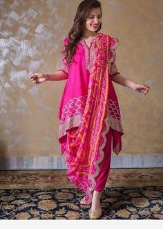 Partywear Outfits, Bandhani Dress, Salwar Kamiz, Indian Dresses Traditional, Bridal Lehengas, Kurti Designs Party Wear