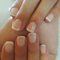 Bridal Nails French, Classic Nail Art, Wedding Day Nails, White Tip Nails, French Pedicure, Unghie Nail Art, French Manicure Designs, Nagellack Trends, Bridal Nail Art