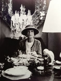 Gabrielle 'Coco' Chanel - 1963 - Dining at her apartment in Paris - Photo by Horst P. Horst. Horst P Horst, French Style Homes