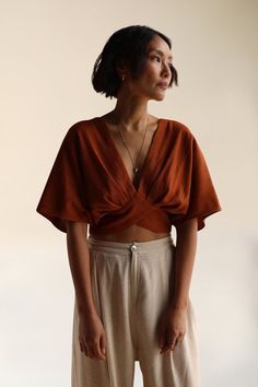 Boho Cool Outfits, Flare Sleeve Top Pattern, Natural Outfits Aesthetic, Styling Crop Tops, Cropped Top Outfits, V Neck Outfit, Cross Neck Top, Hoi An Tailor, Practical Clothes