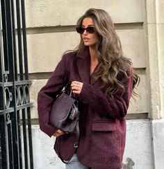 Fall Nyc Outfits, Fall Nyc, Nyc Outfits, Burgundy Outfit, Burgundy Blazer, Fall Fit, Trendy Fall Outfits, Looks Chic