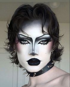 Halloween Makeup Ideas For Women, Drag King Makeup, Punk Makeup, Halloween Makeup Ideas, Face Art Makeup, Graphic Makeup